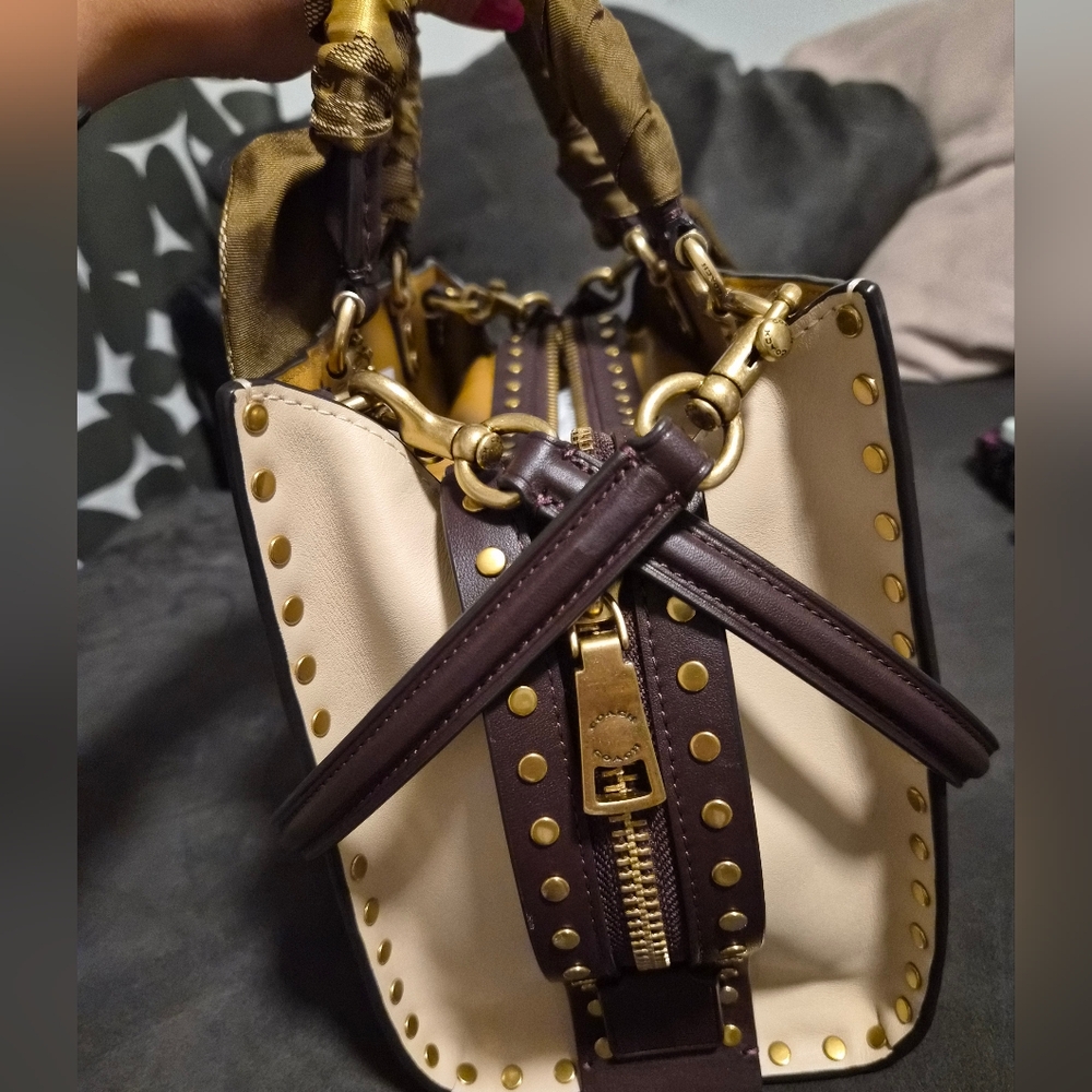 Coach Rouge 25 In Colorblock With Rivets - Picture 8 of 8